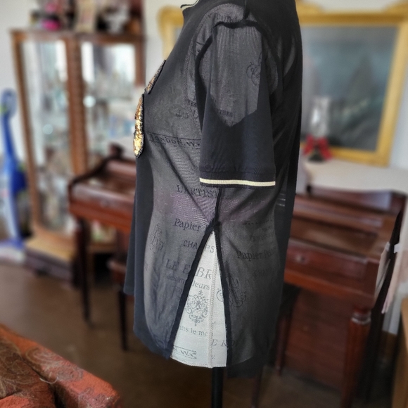 Sheer black jersey with gold sequined numbers - Picture 3 of 4